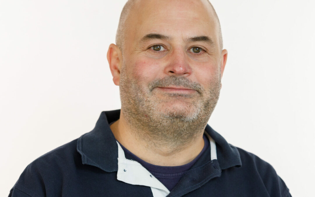 Simon Davies